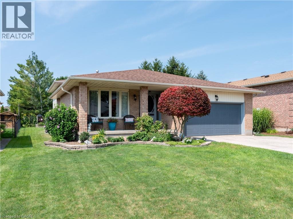 39 KING Street, Tavistock, Ontario