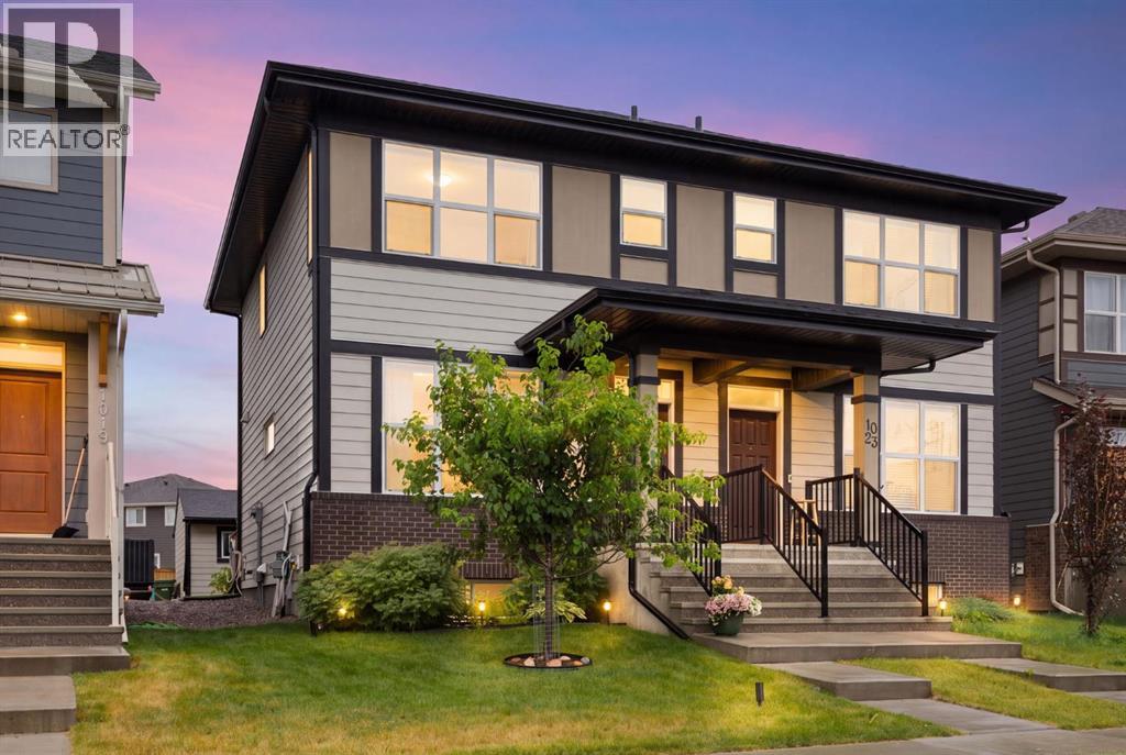 1021 Mahogany Boulevard SE, Calgary, Alberta  T3M 3E4 - Photo 2 - A2336218