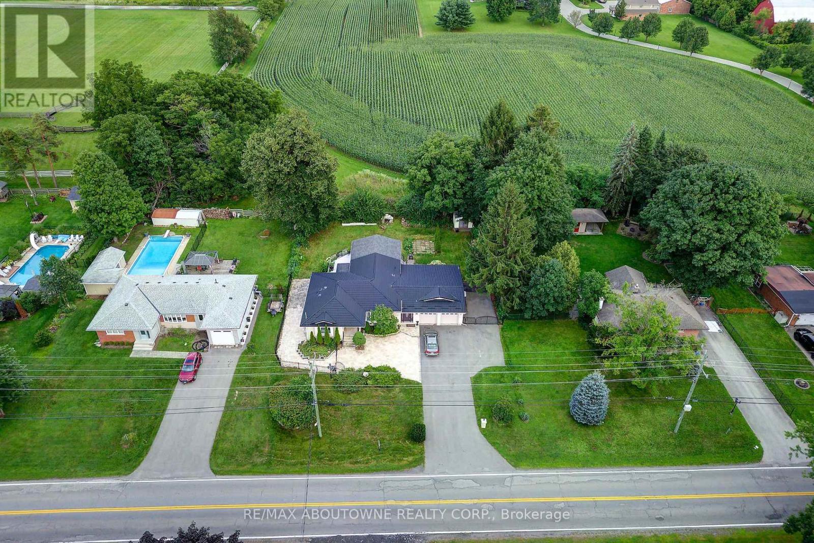 178 Carlisle Road, Hamilton, Ontario L0R 1H2 - Photo 8 - X13671266