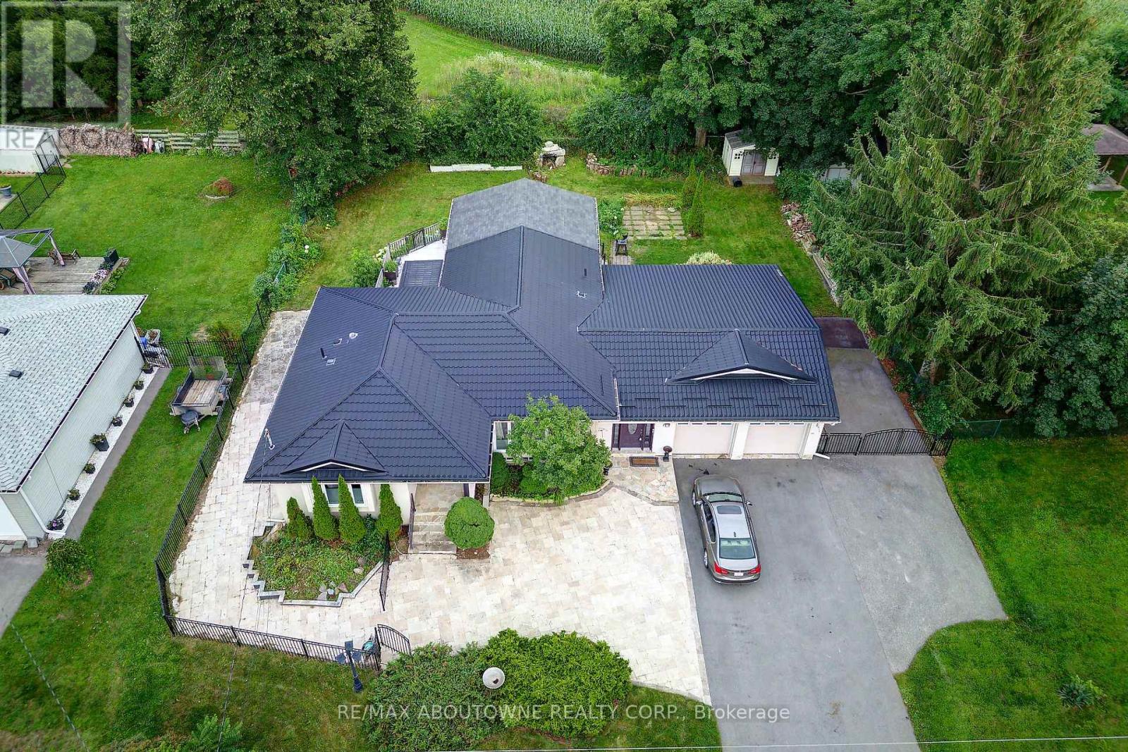 178 Carlisle Road, Hamilton, Ontario  L0R 1H2 - Photo 49 - X13671266