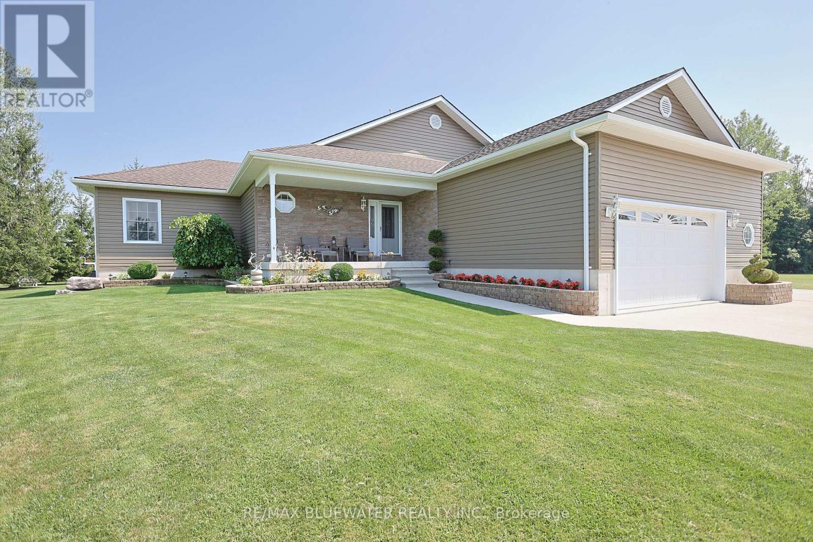 71837 Sunridge Crescent, Bluewater, Ontario  N0M 1N0 - Photo 8 - X13674796