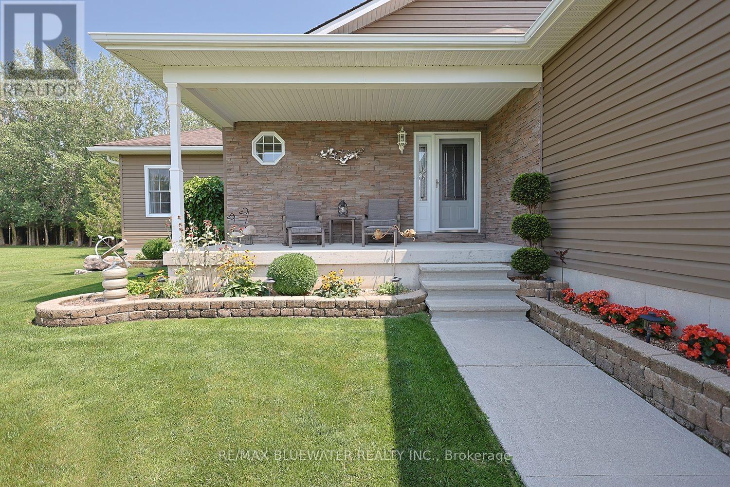 71837 Sunridge Crescent, Bluewater, Ontario  N0M 1N0 - Photo 9 - X13674796