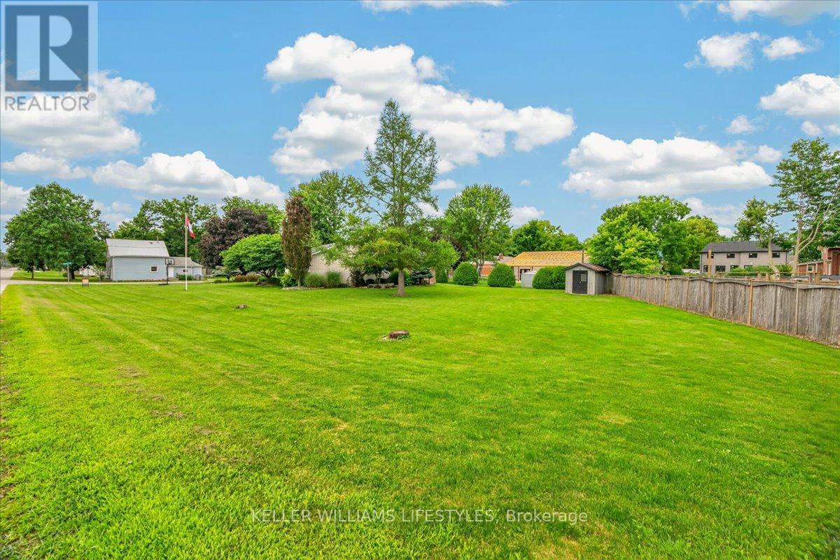 8066 Railroad Line, Brooke-Alvinston, Ontario  N0N 1A0 - Photo 31 - X13674830