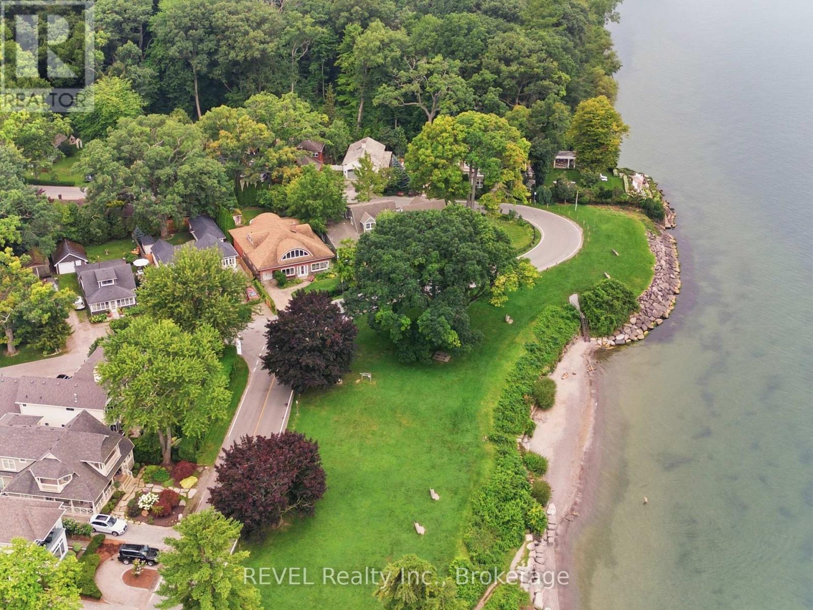 34 VINCENT AVENUE, Niagara-on-the-Lake, Ontario