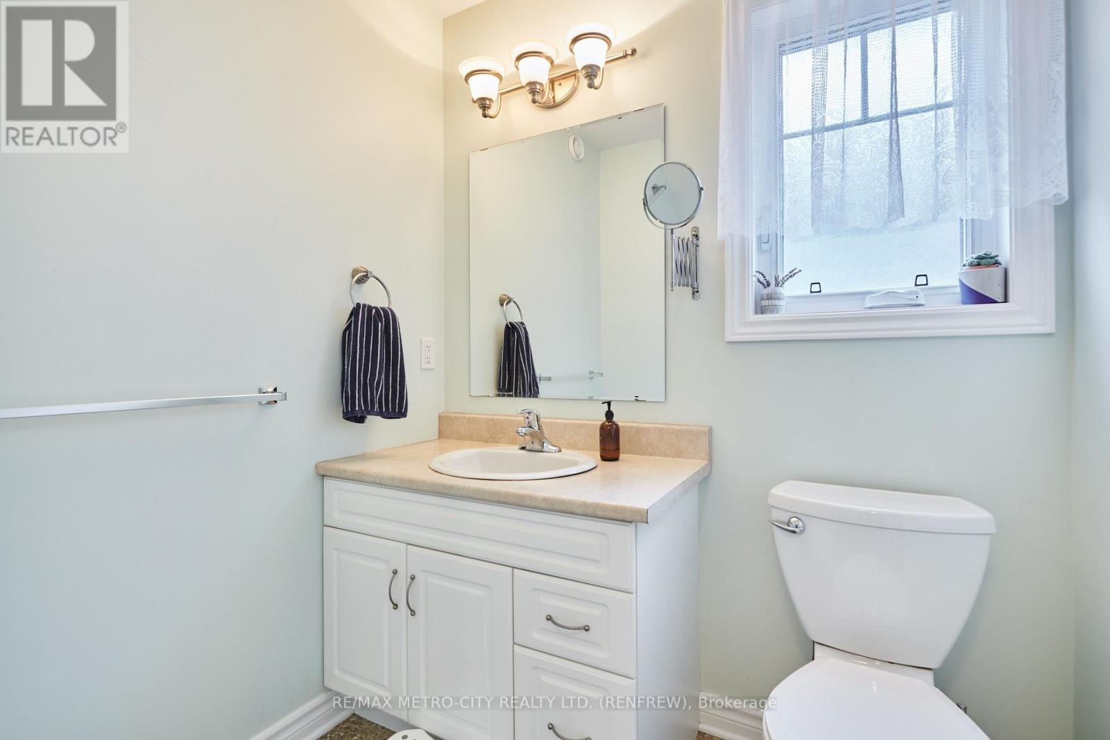 89 Otteridge Drive, Renfrew, Ontario  K7V 0A1 - Photo 25 - X13674710