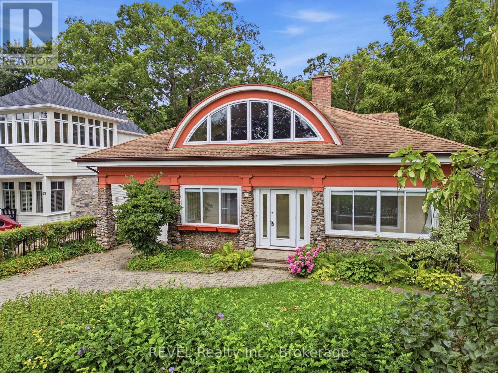 34 Vincent Avenue, Niagara-On-The-Lake, Ontario  L0S 1J0 - Photo 6 - X13673792