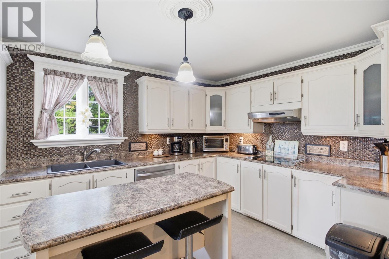 147 River Road, Appleton — photo 4