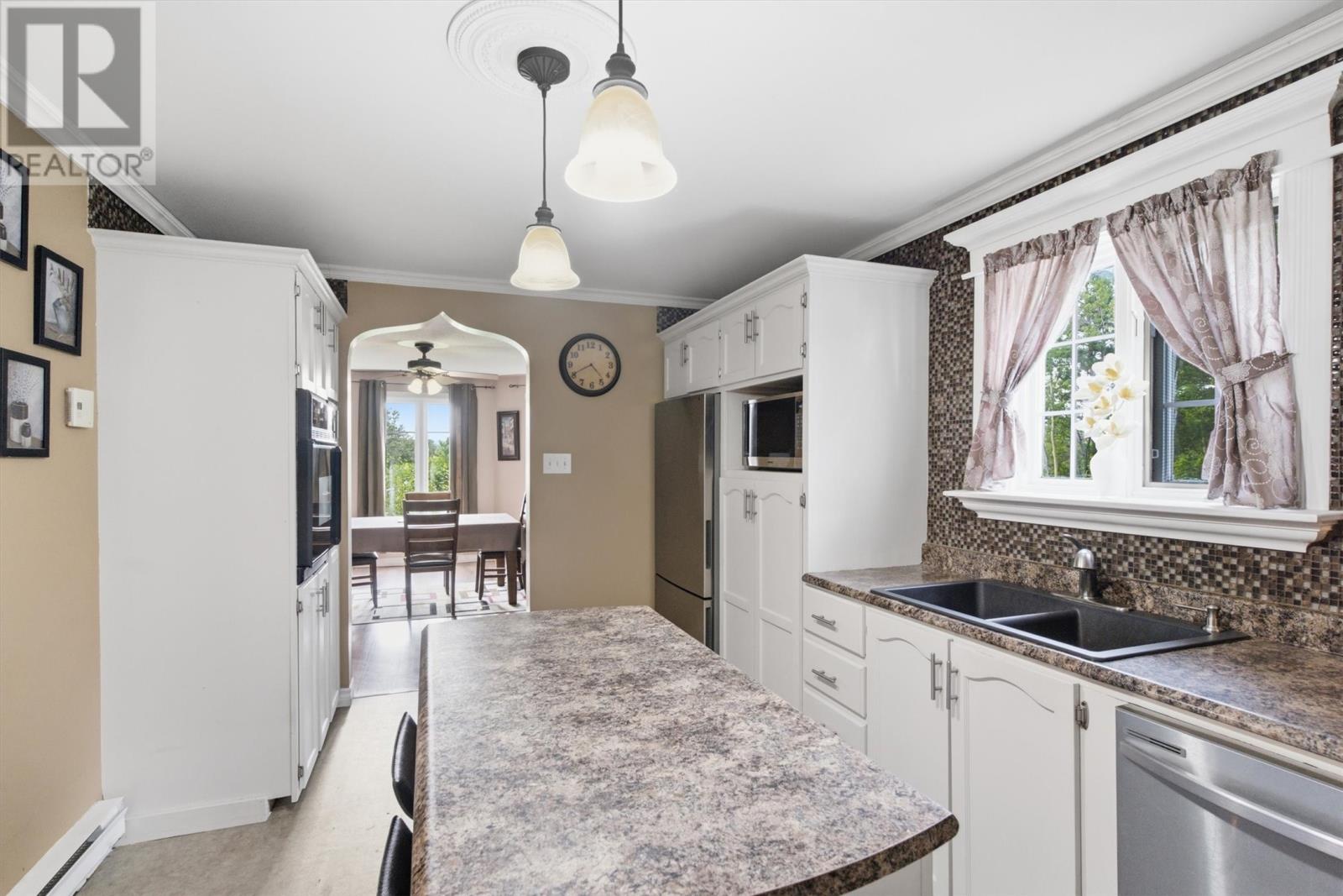 147 River Road, Appleton — photo 5