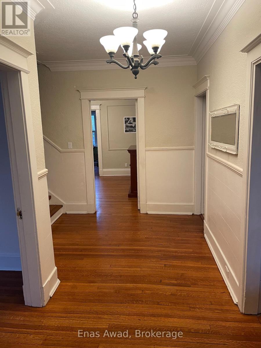 738 Manning Avenue, Toronto (Annex), Ontario  M6G 2W4 - Photo 11 - C13674728