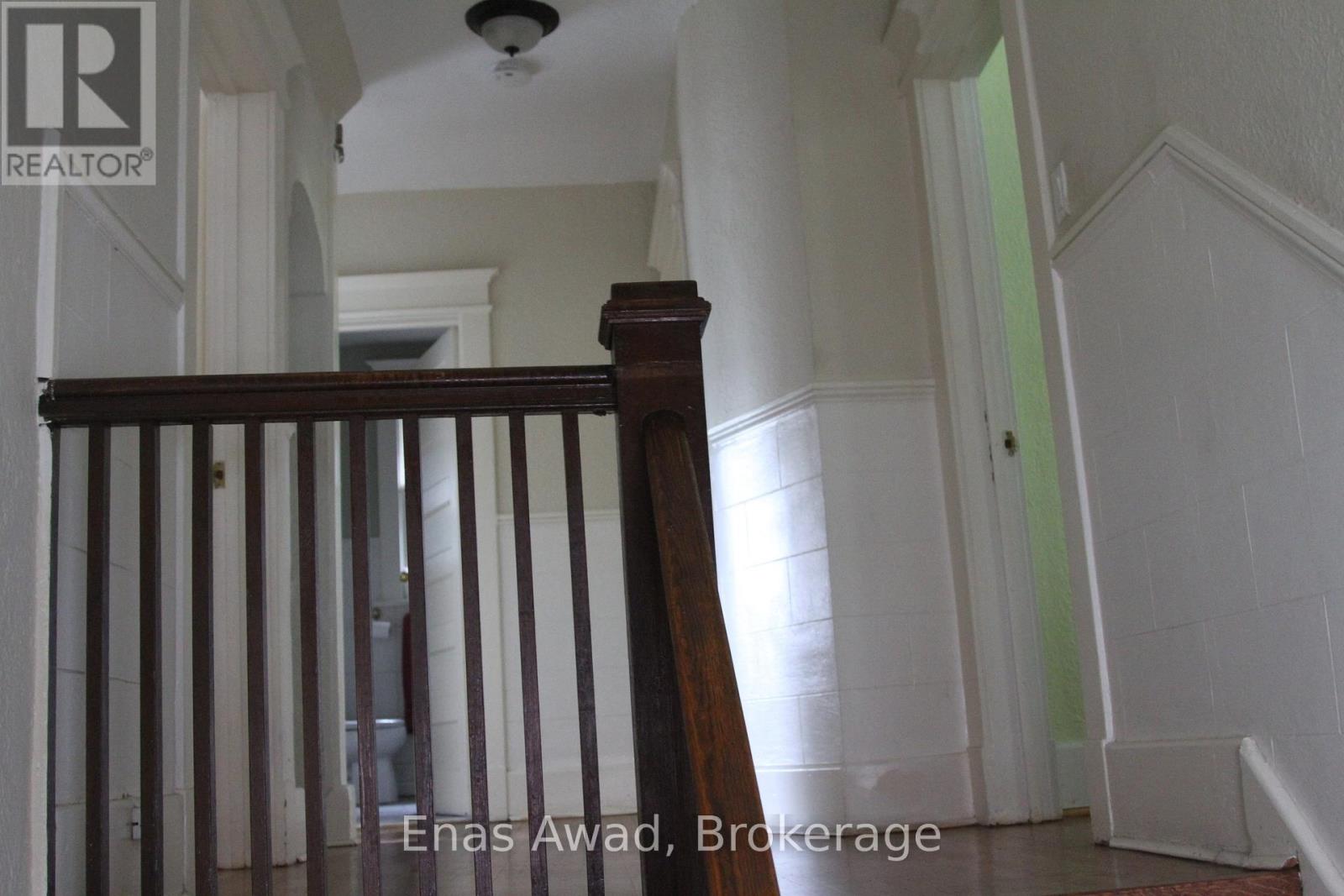 738 Manning Avenue, Toronto (Annex), Ontario  M6G 2W4 - Photo 15 - C13674728