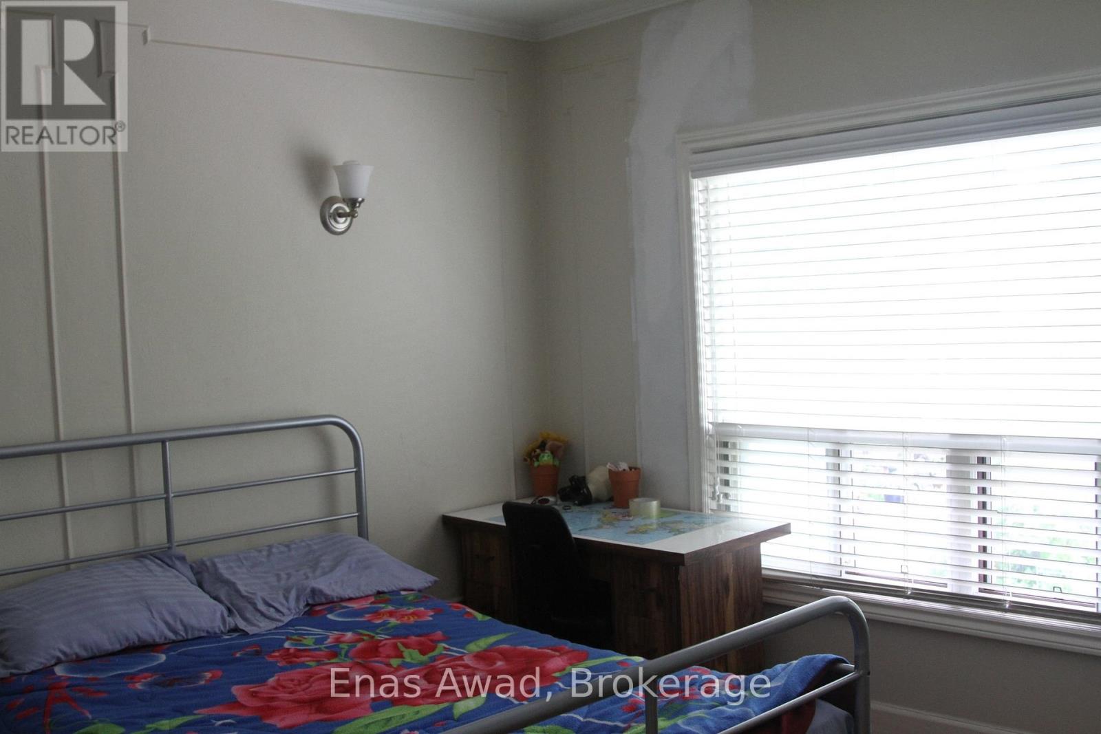 738 Manning Avenue, Toronto (Annex), Ontario  M6G 2W4 - Photo 6 - C13674728