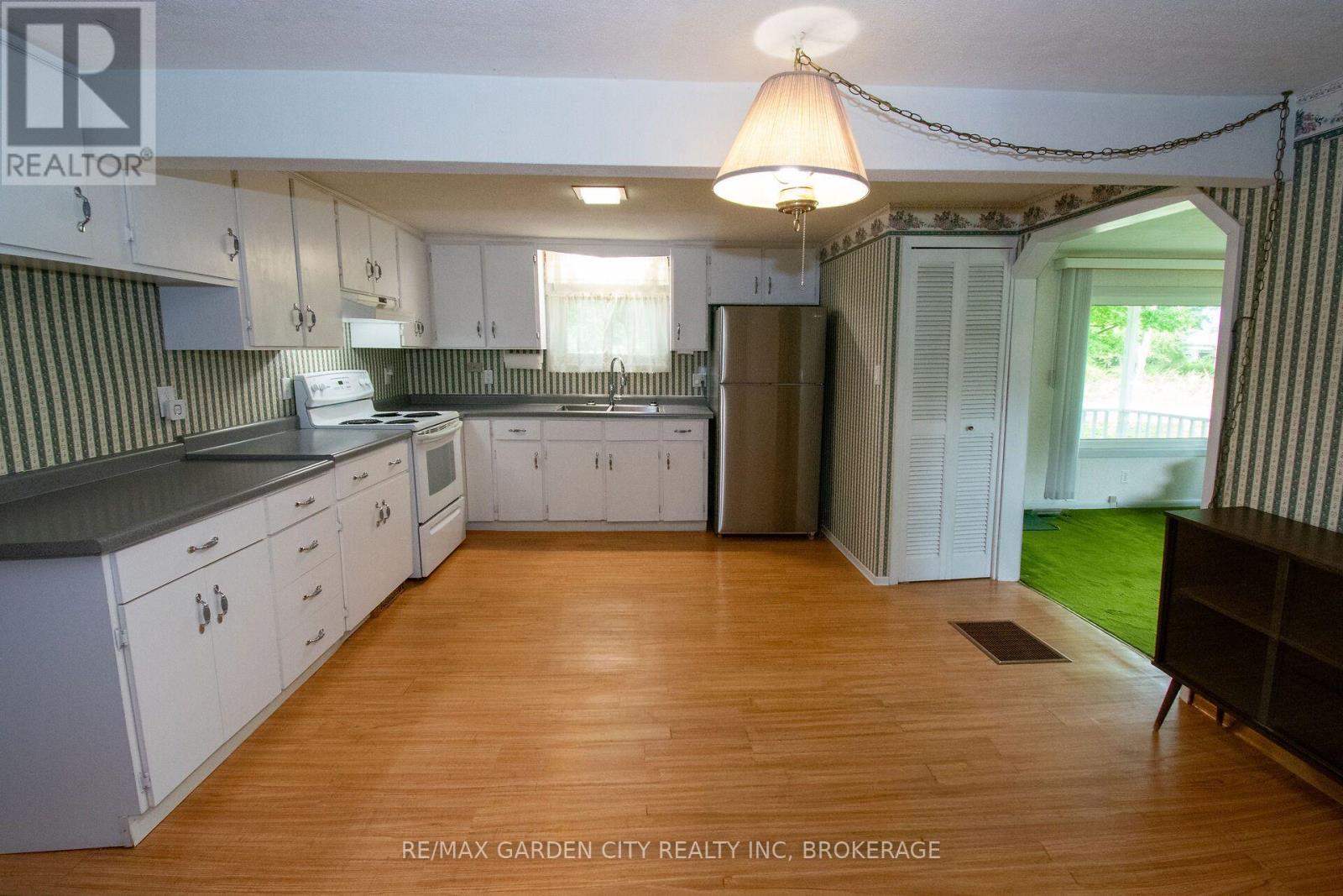 2129 Snider Road, Port Colborne (Bethel), Ontario  L3K 5V5 - Photo 10 - X13674706