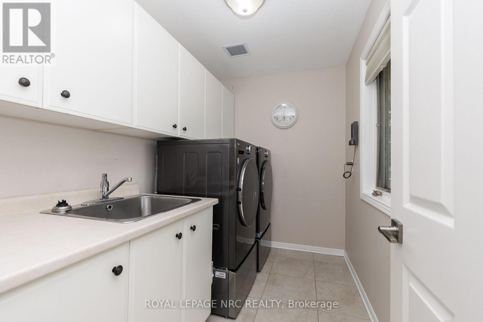 173 First Street Louth Street, St. Catharines, Ontario  L2W 0A2 - Photo 18 - X13674774