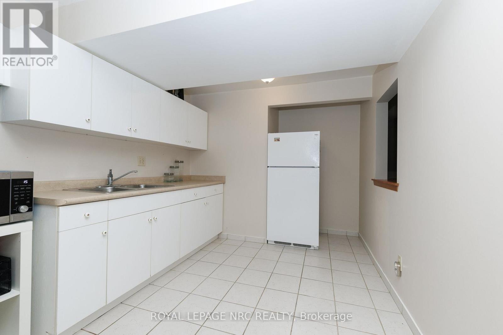173 First Street Louth Street, St. Catharines, Ontario  L2W 0A2 - Photo 32 - X13674774
