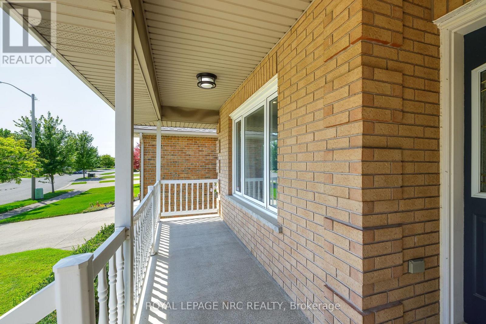 7621 Cameron Court, Niagara Falls, Ontario  L2H 3G9 - Photo 5 - X13674788