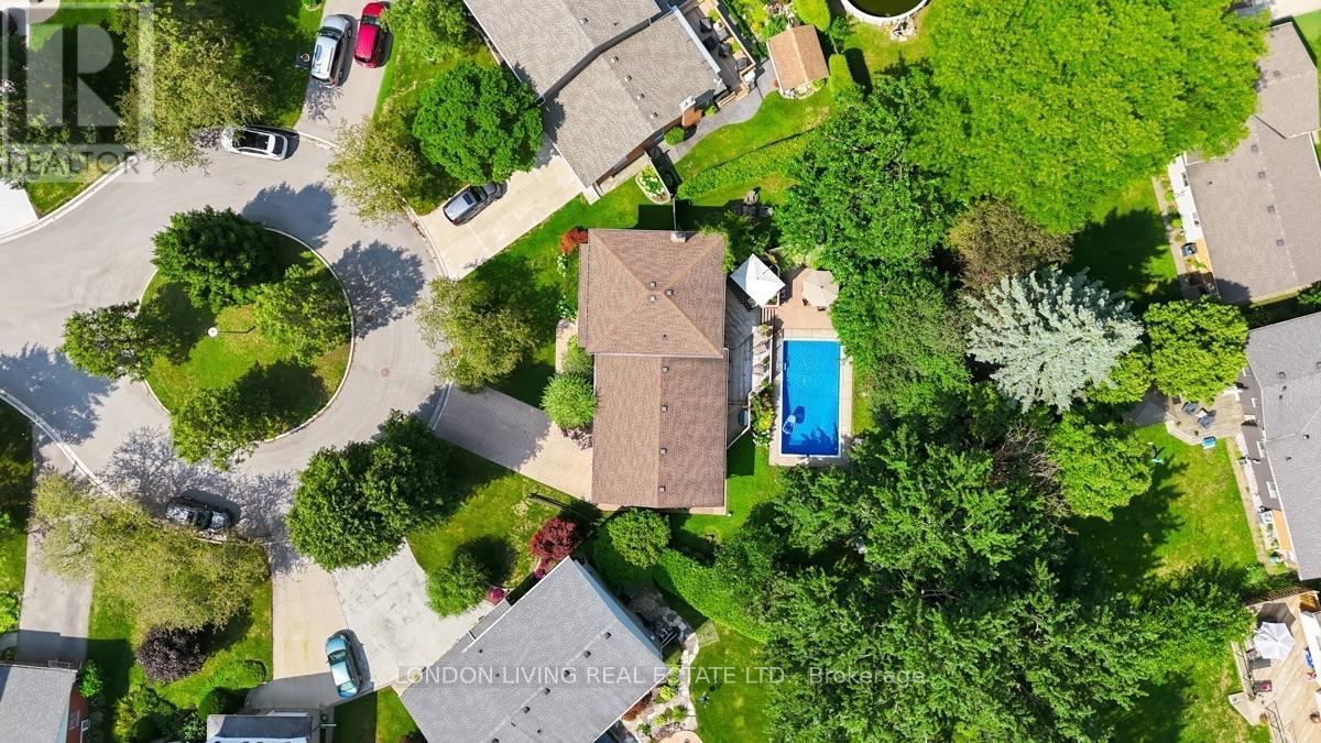 91 St Clair Court, London South, Ontario  N6J 3W1 - Photo 3 - X13663030