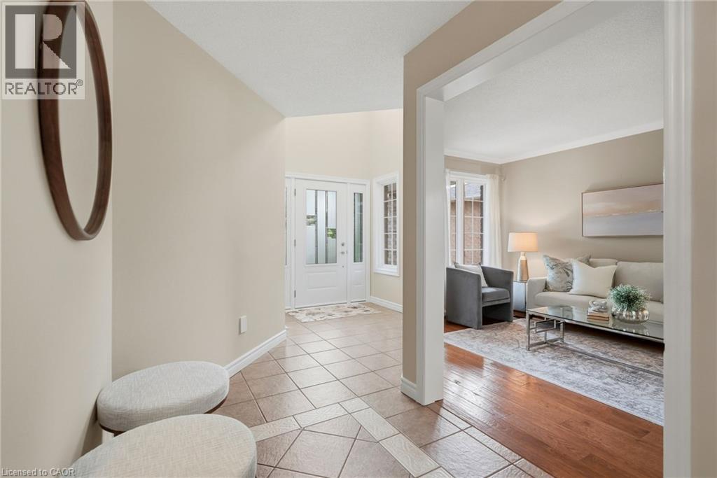 34 Keewaydin Street, Waterdown, Ontario  L8B 0K6 - Photo 4 - 40855370