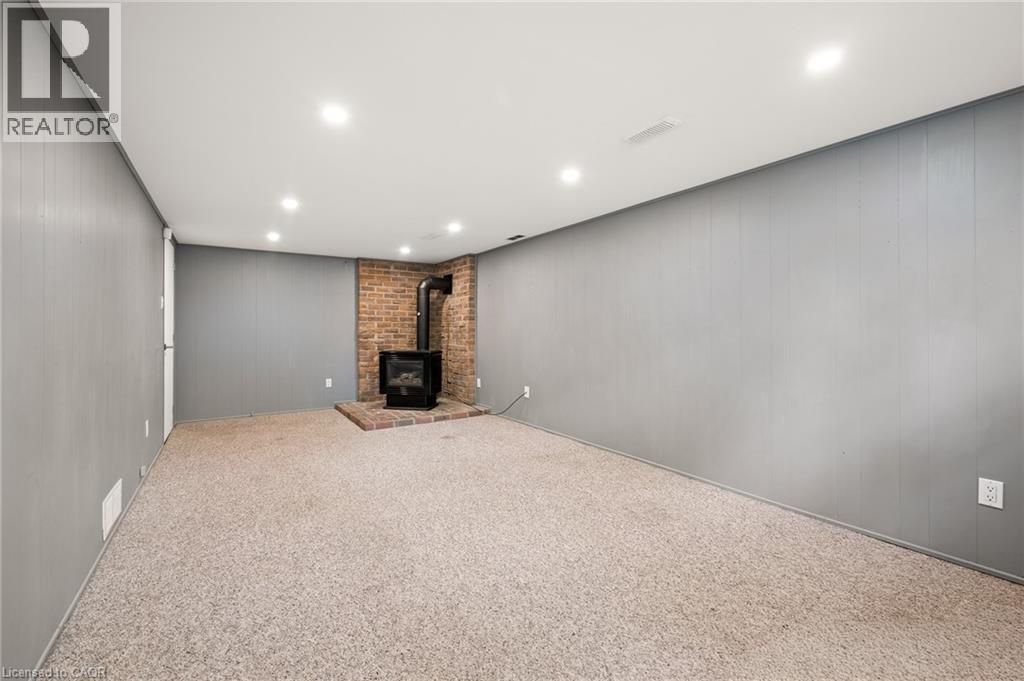 6 Robroy Court, Brantford, Ontario  N3R 3E3 - Photo 32 - 40855173