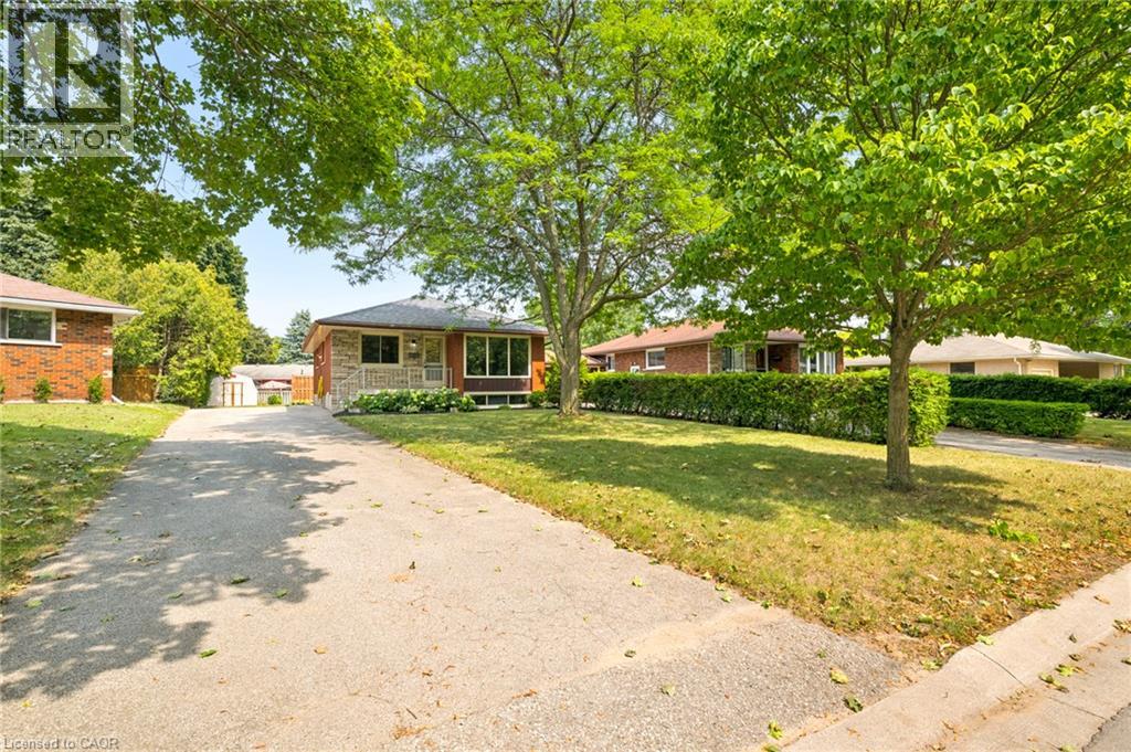 6 Robroy Court, Brantford, Ontario  N3R 3E3 - Photo 6 - 40855173
