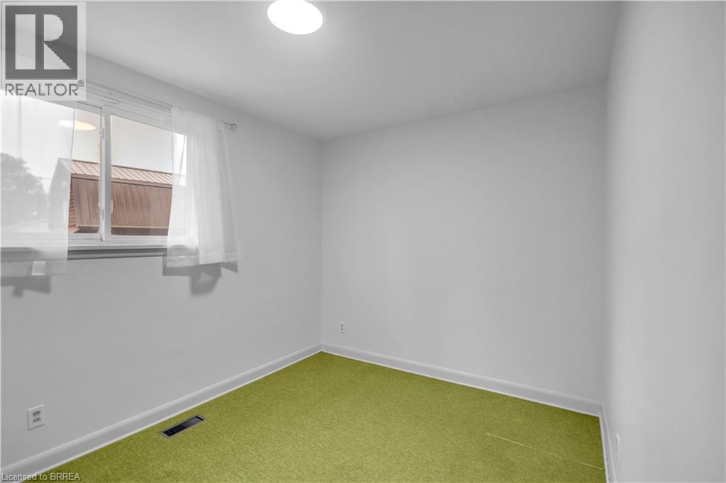 1097 Colborne Street W, Brantford, Ontario  N3T 5L7 - Photo 14 - 40855004