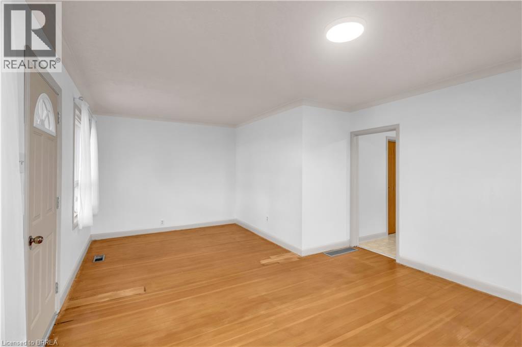 1097 Colborne Street W, Brantford, Ontario  N3T 5L7 - Photo 5 - 40855004