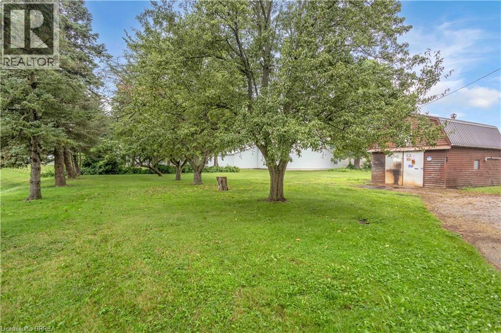 1097 Colborne Street W, Brantford, Ontario  N3T 5L7 - Photo 24 - 40855004