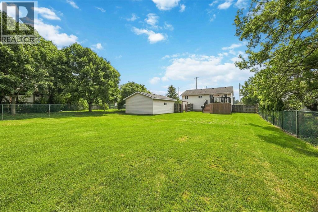 565 Erie Street, Plympton-Wyoming, Ontario  N0N 1T0 - Photo 9 - 26019780