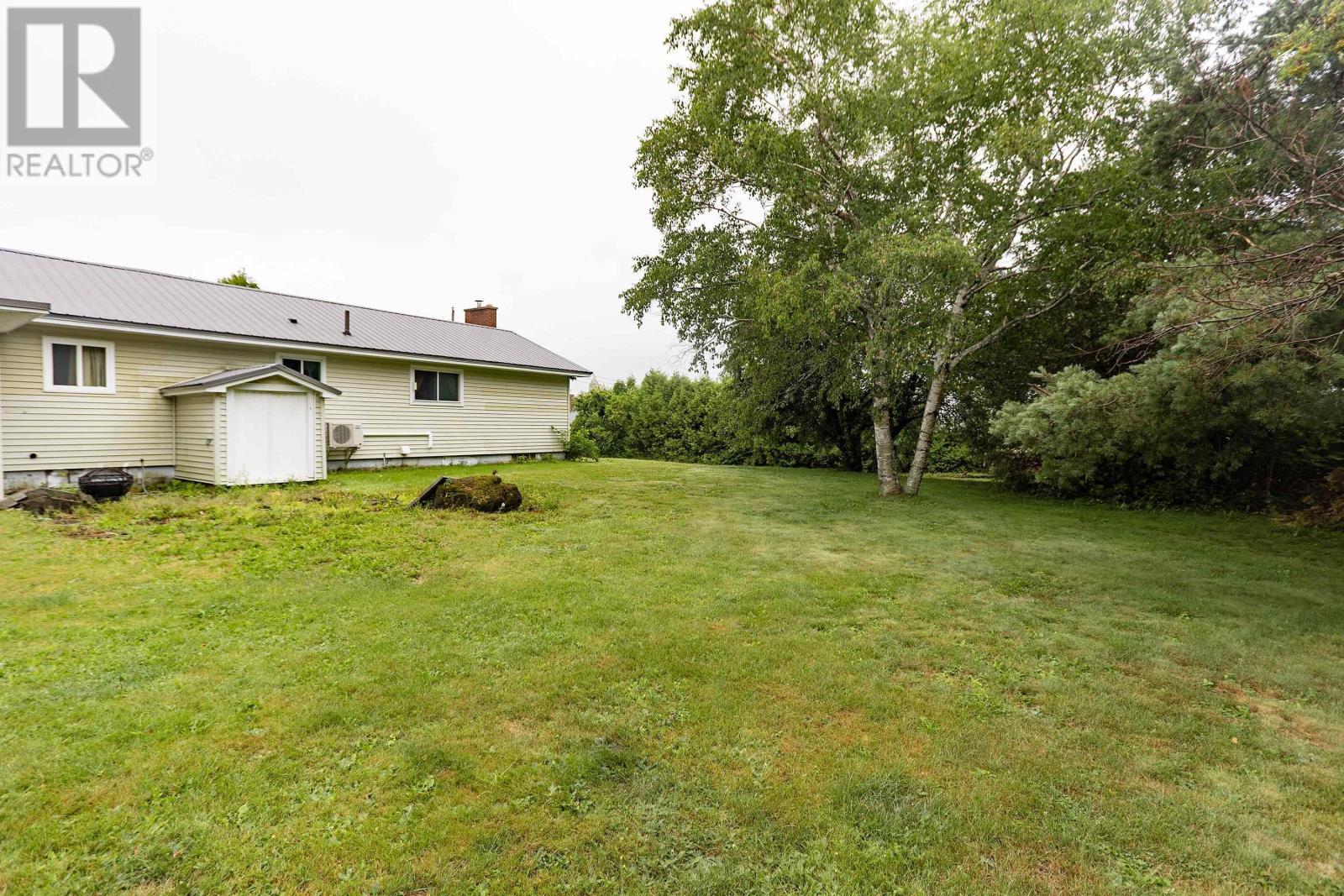 86 Queen Street, Springhill, Nova Scotia  B0M 1X0 - Photo 33 - 202619827