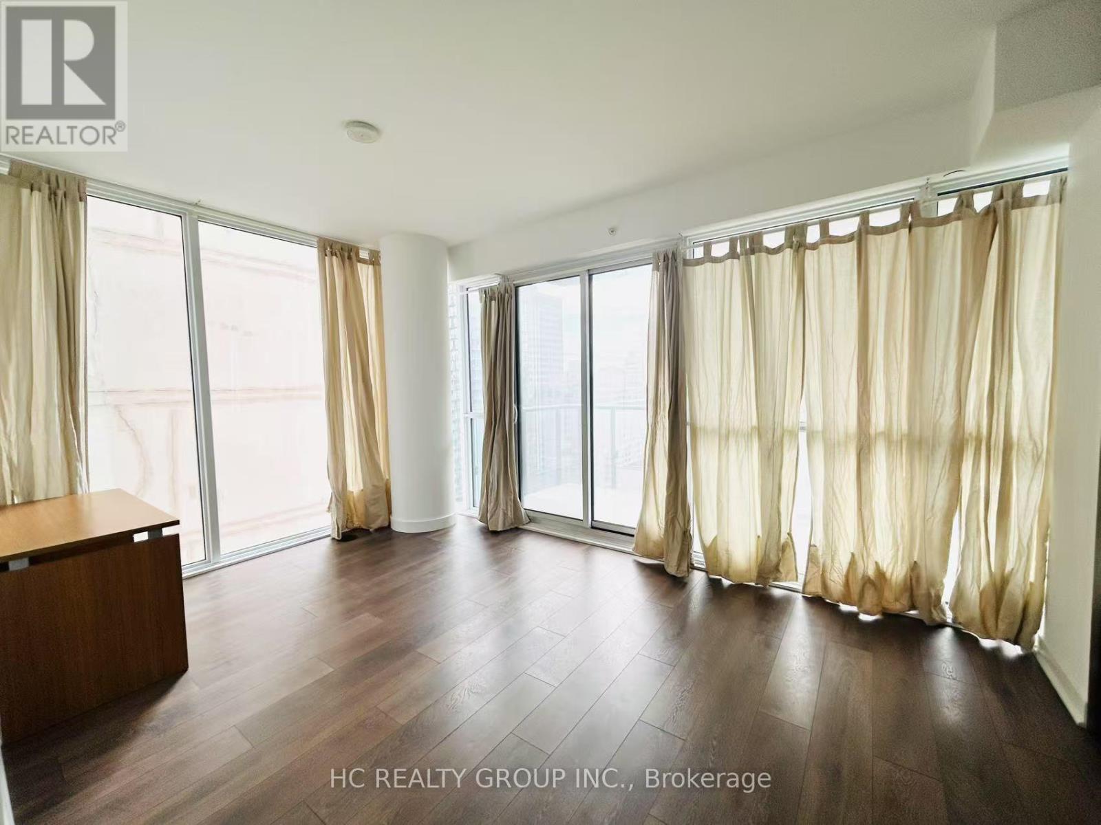 1605 - 15 Grenville Street, Toronto, Ontario  M4Y 0B9 - Photo 4 - C13674822