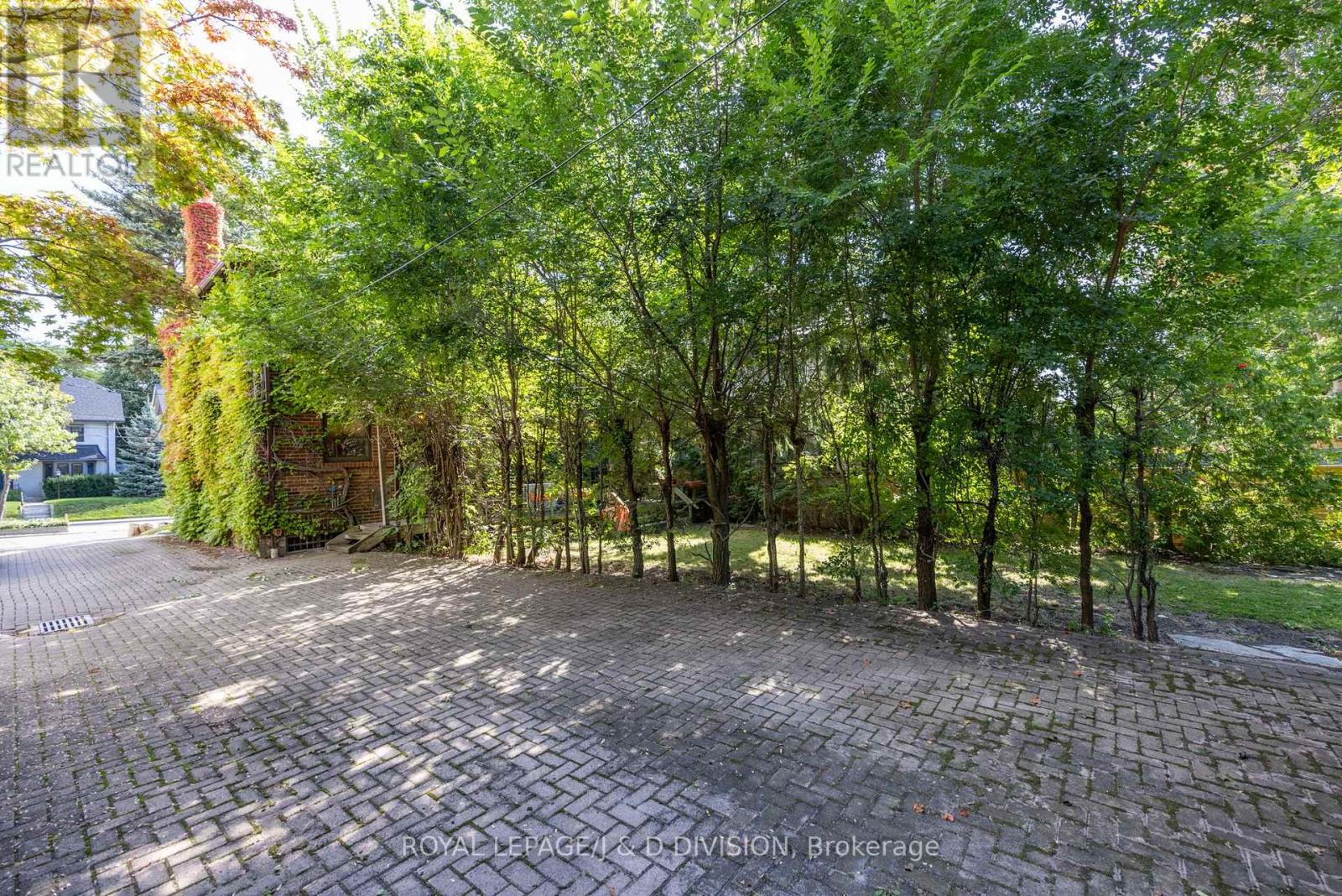 308 Oriole Parkway, Toronto, Ontario  M5P 2H5 - Photo 4 - C13674848