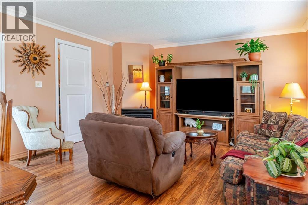 207 Green Road, Stoney Creek, Ontario  L8E 2A4 - Photo 9 - 40849761