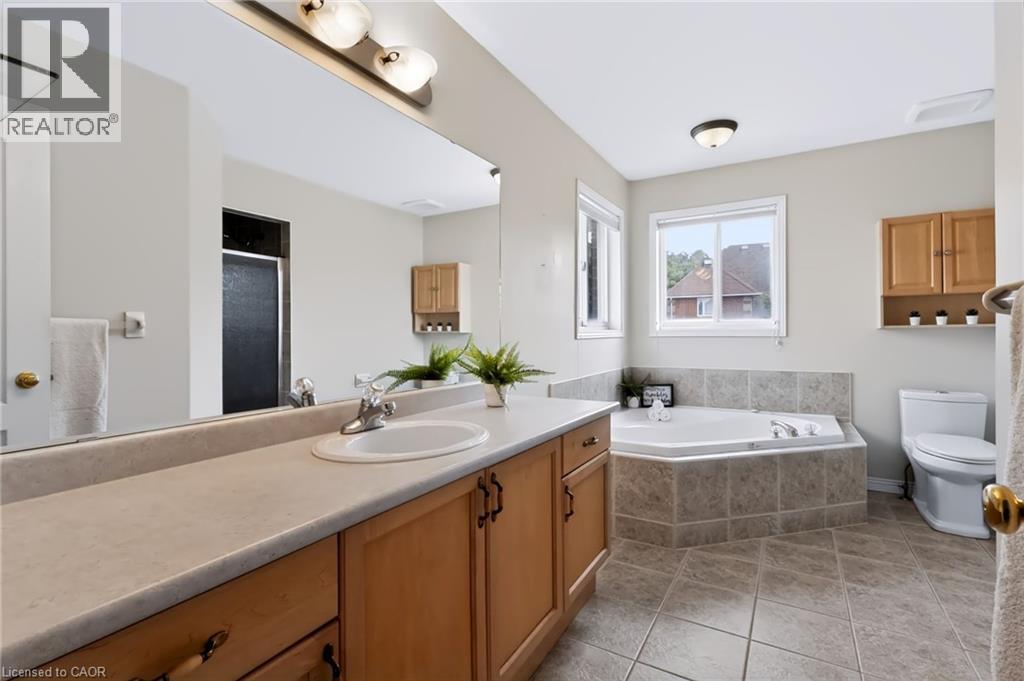 24 Eringate Drive, Stoney Creek, Ontario  L8J 3Y4 - Photo 24 - 40854769