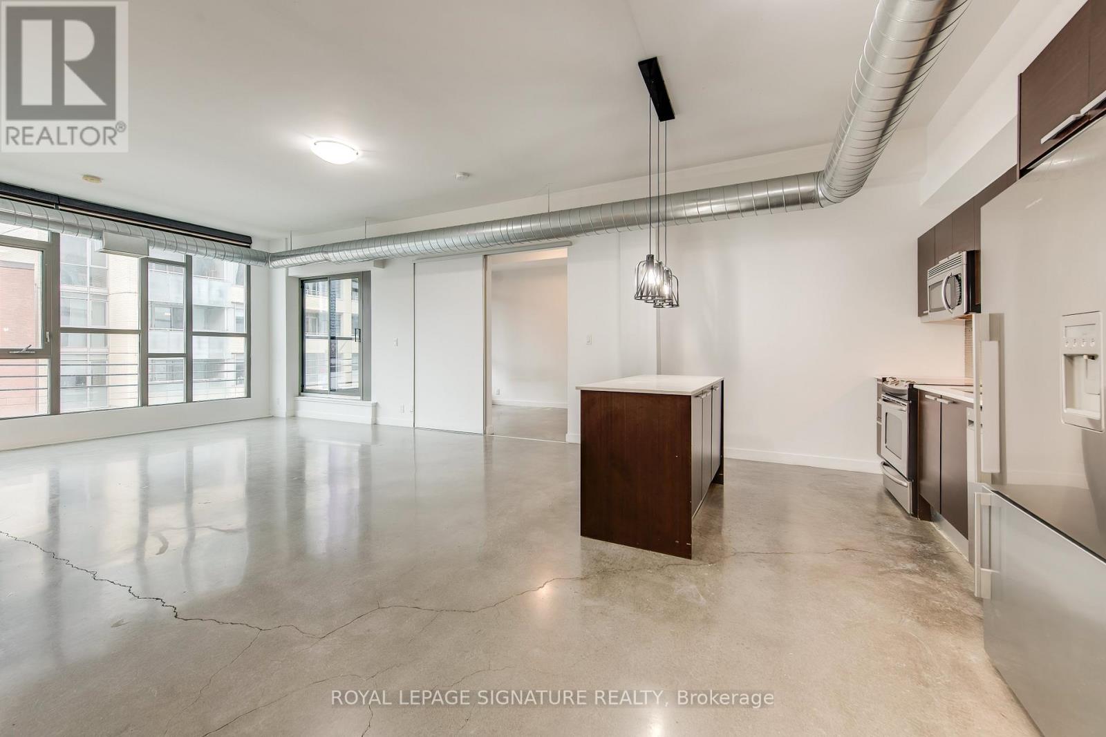 211 - 625 Queen Street E, Toronto, Ontario  M4M 1G7 - Photo 9 - E13674852