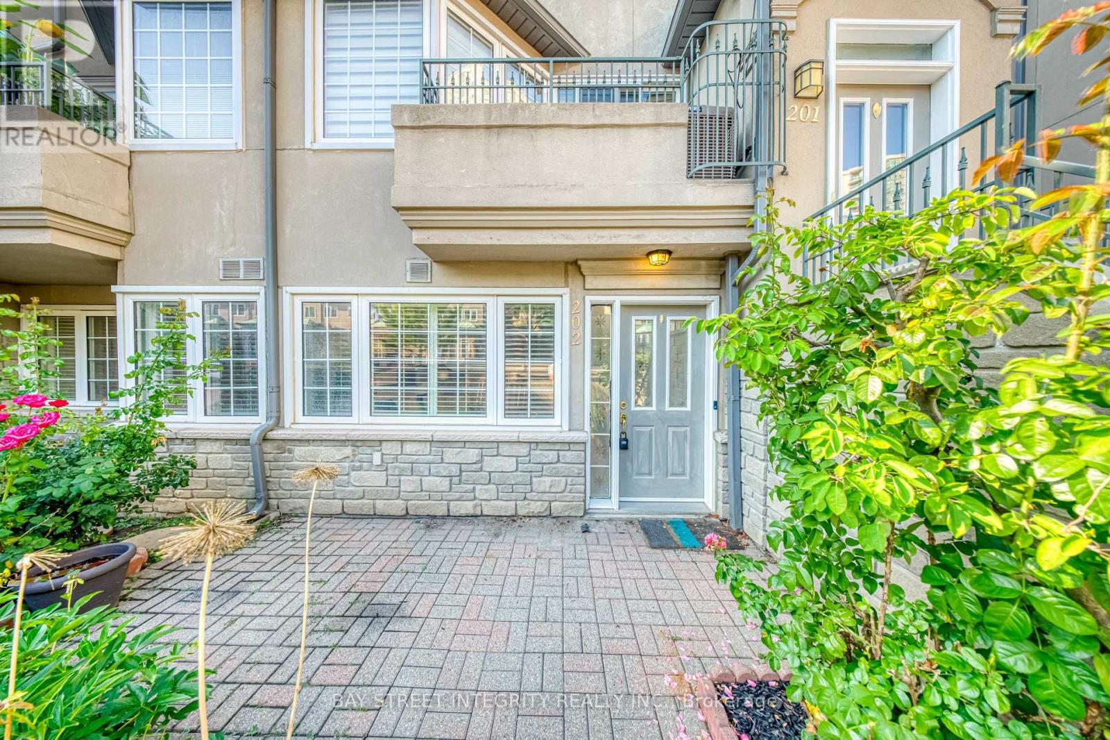 202 - 188 Bonis Avenue, Toronto, Ontario  M1T 3W1 - Photo 5 - E13674854