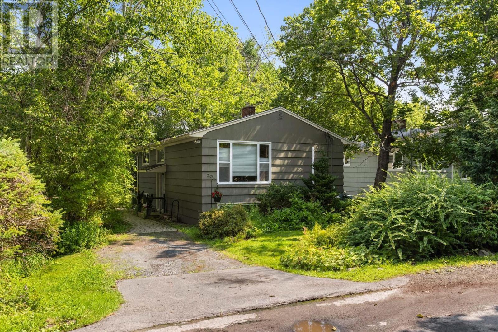20 Kirk Road, Halifax, Nova Scotia  B3P 1A7 - Photo 2 - 202620574