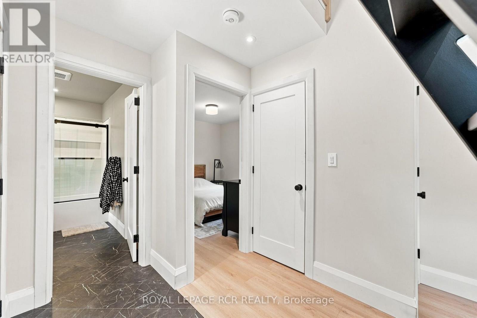 23 Mark Street, Aurora, Ontario  L4G 1L4 - Photo 10 - N13674734