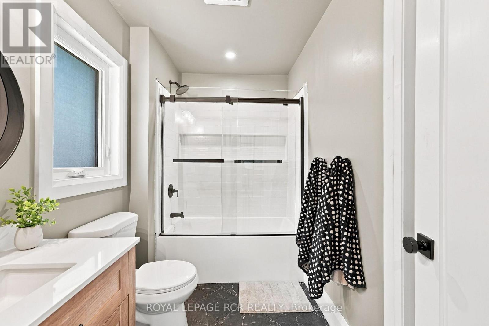23 Mark Street, Aurora, Ontario  L4G 1L4 - Photo 15 - N13674734