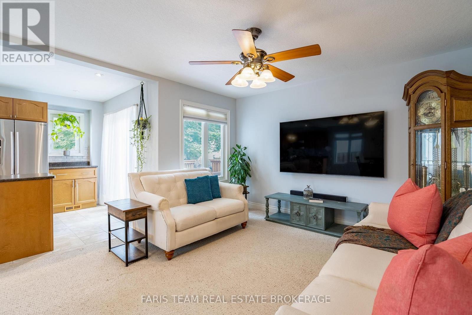 7 Mancini Drive, Essa (Angus), Ontario  L0M 1B1 - Photo 13 - N13674820