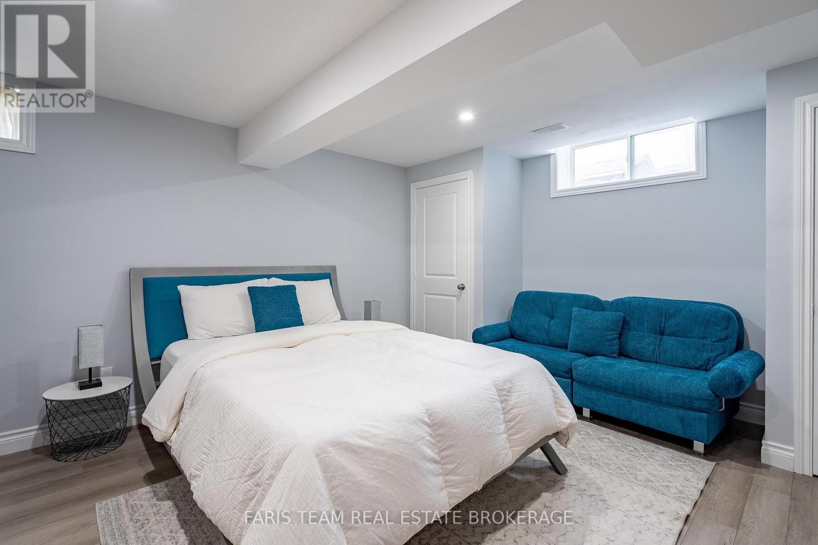 7 Mancini Drive, Essa (Angus), Ontario  L0M 1B1 - Photo 24 - N13674820