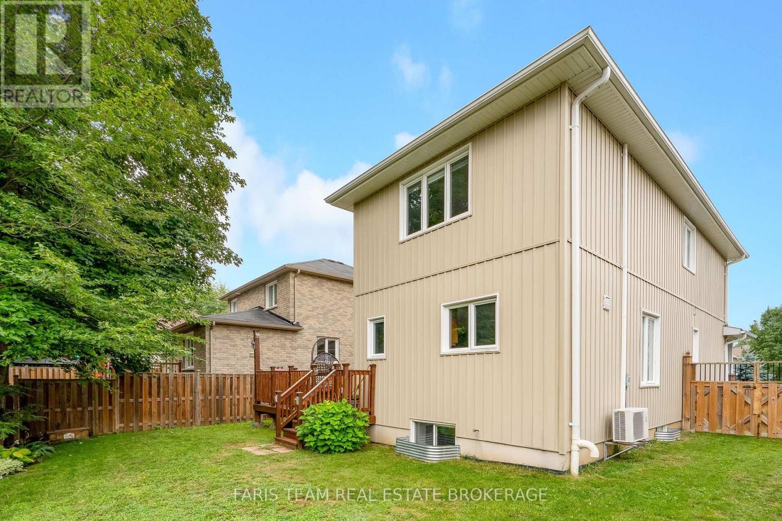 7 Mancini Drive, Essa (Angus), Ontario  L0M 1B1 - Photo 31 - N13674820
