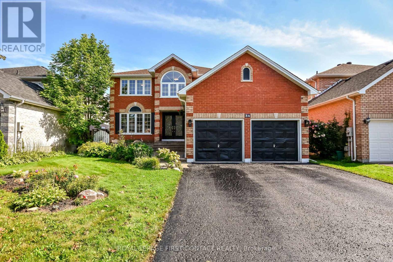 34 BEAR CREEK DRIVE, Barrie, Ontario