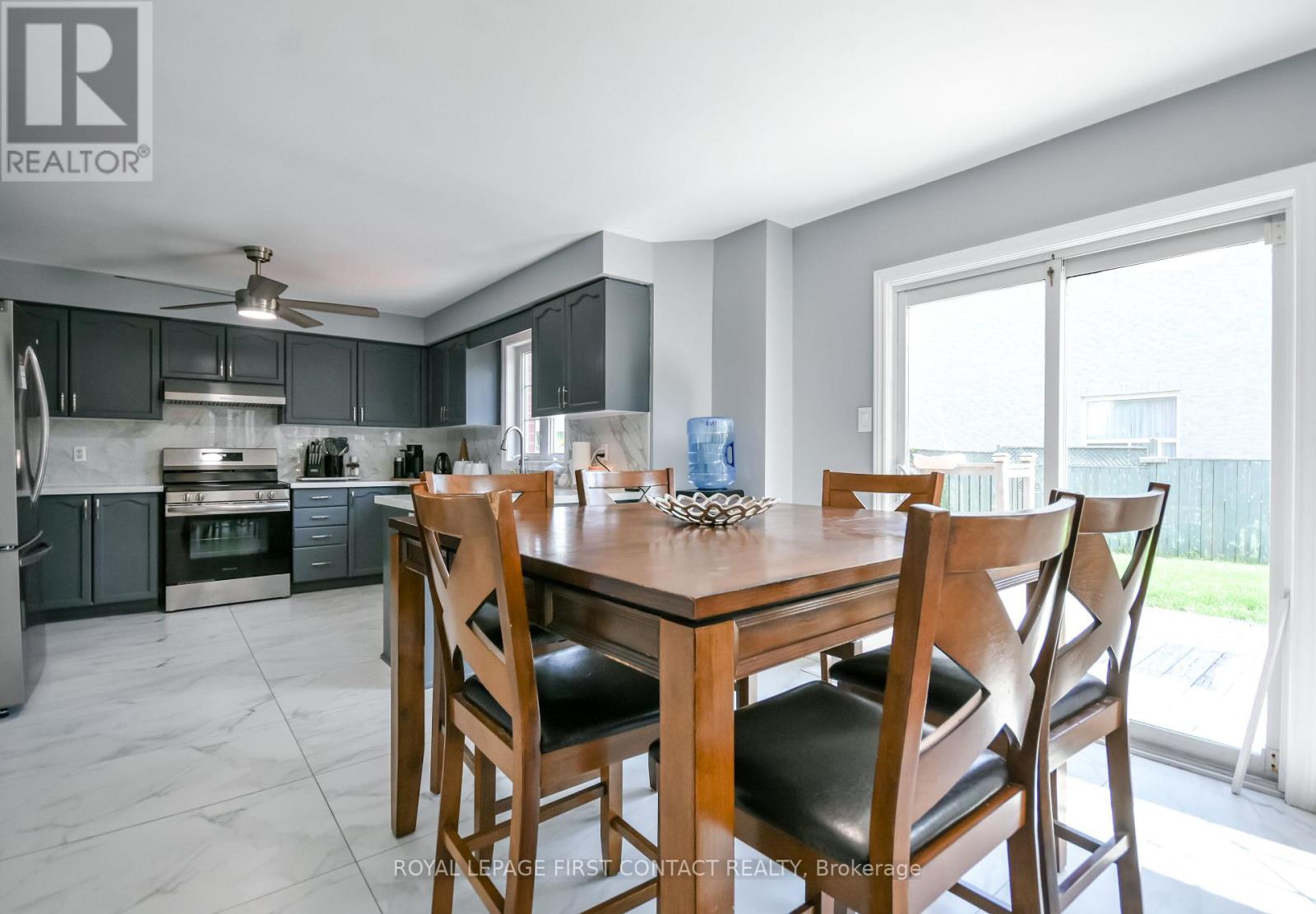 34 Bear Creek Drive, Barrie, Ontario L4N 9M6 - Photo 12 - S13674846
