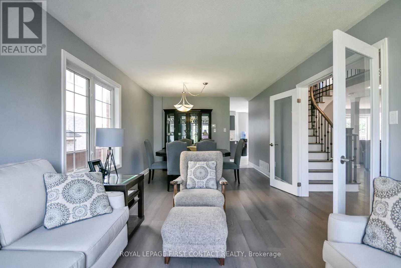 34 Bear Creek Drive, Barrie, Ontario L4N 9M6 - Photo 7 - S13674846