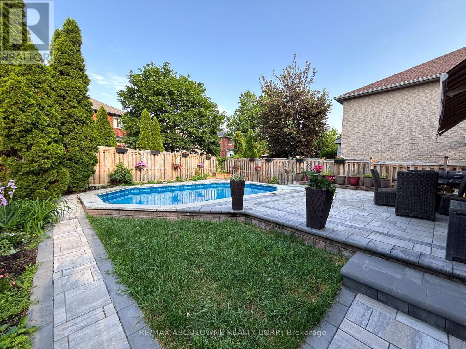 2216 Norfolk Drive, Oakville, Ontario  L6H 6H4 - Photo 41 - W13674714