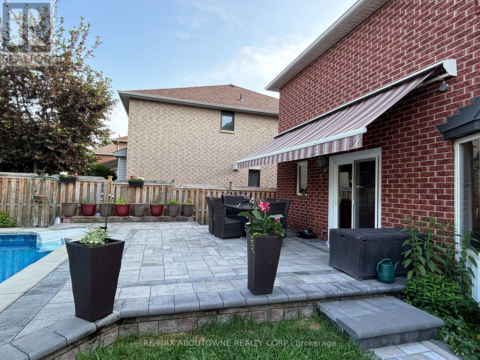 2216 Norfolk Drive, Oakville, Ontario  L6H 6H4 - Photo 42 - W13674714