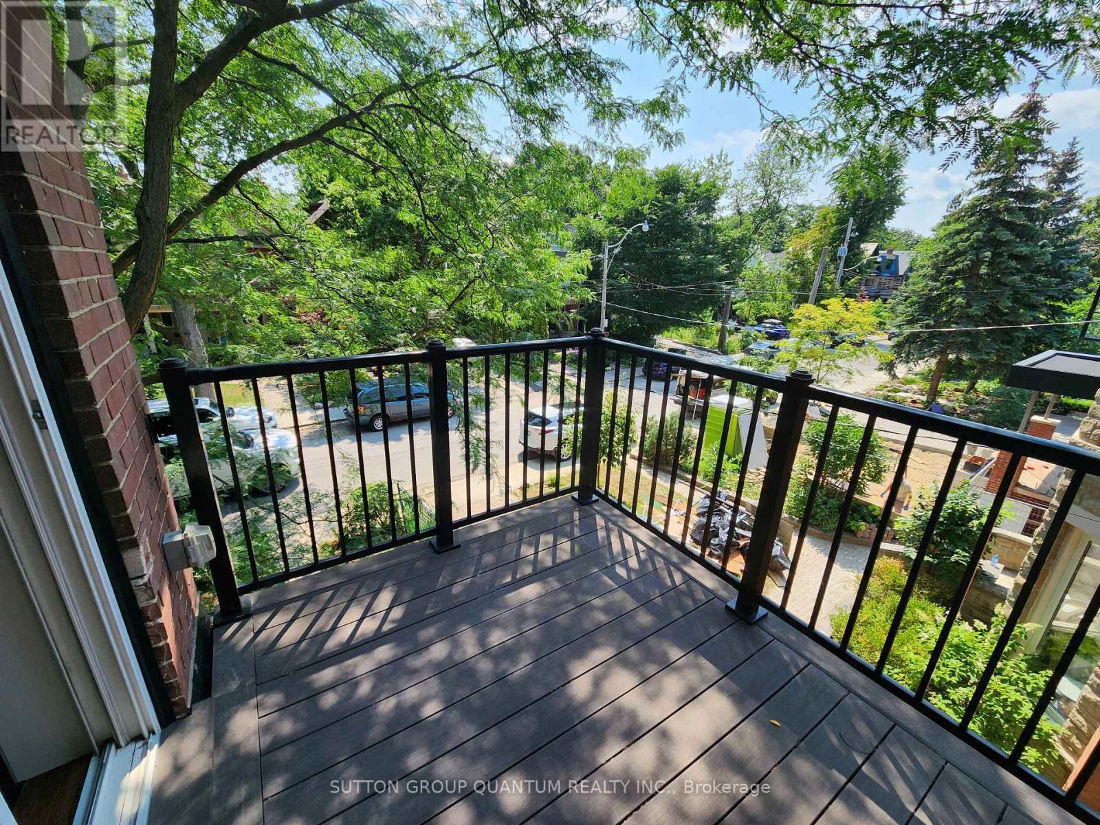 2 - 28 Boustead Avenue, Toronto, Ontario M6R 1Y9 - Photo 15 - W13674756