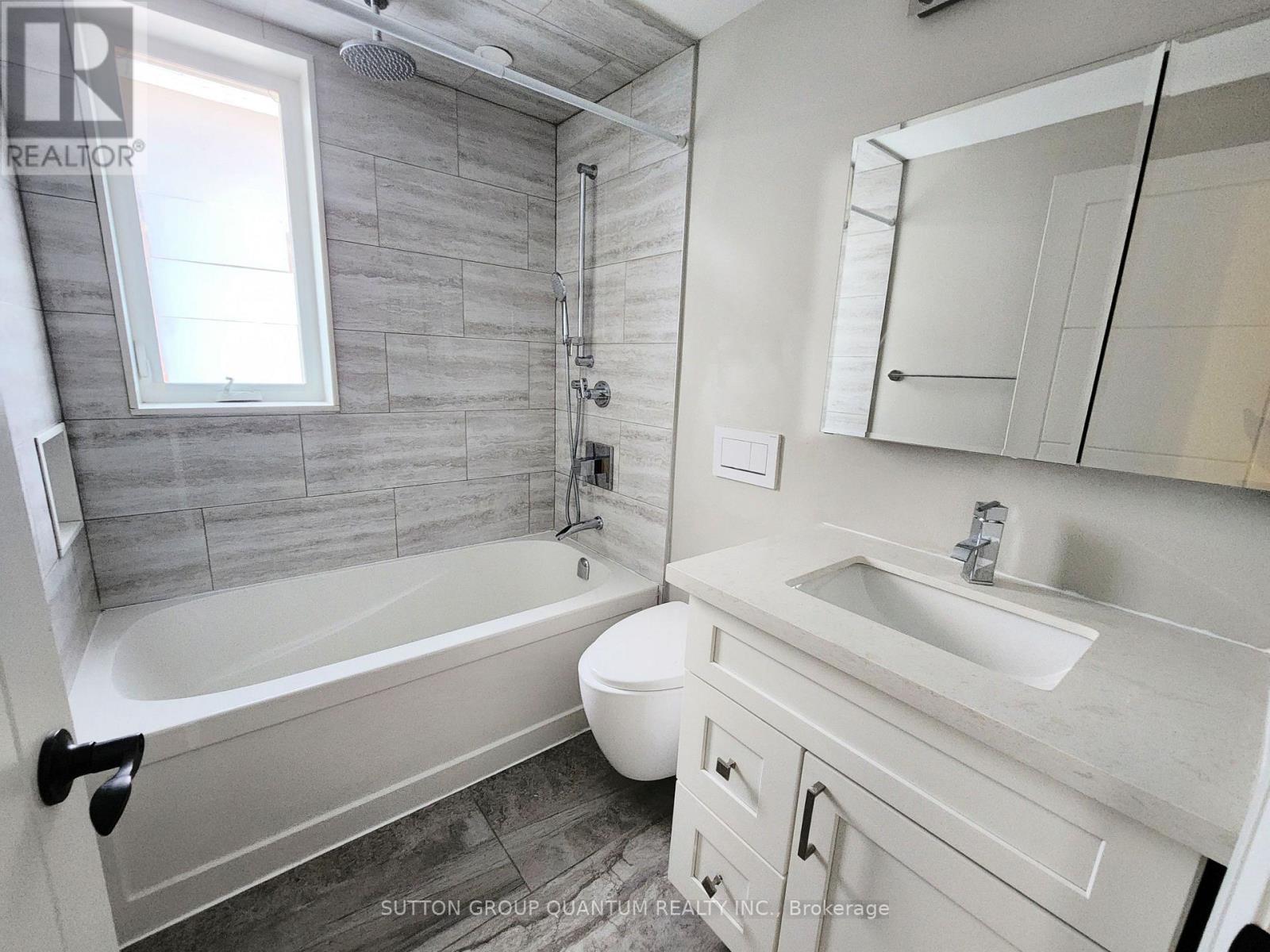 2 - 28 Boustead Avenue, Toronto, Ontario M6R 1Y9 - Photo 16 - W13674756