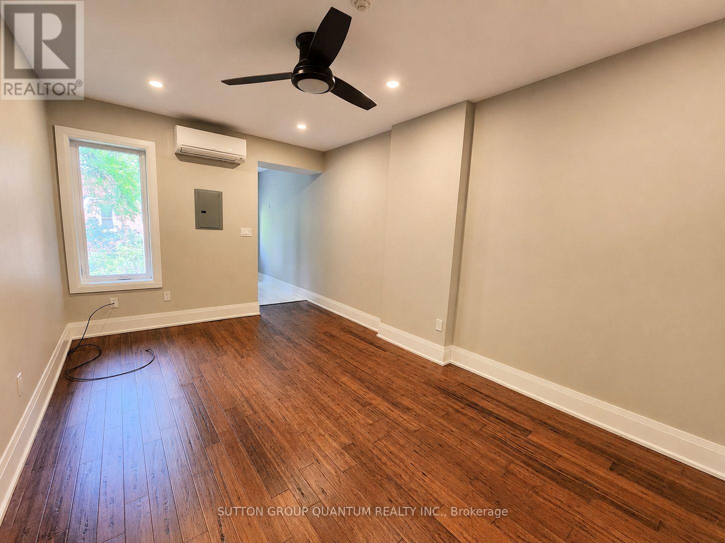 2 - 28 Boustead Avenue, Toronto, Ontario M6R 1Y9 - Photo 2 - W13674756
