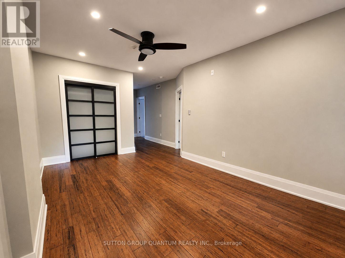 2 - 28 Boustead Avenue, Toronto, Ontario M6R 1Y9 - Photo 3 - W13674756