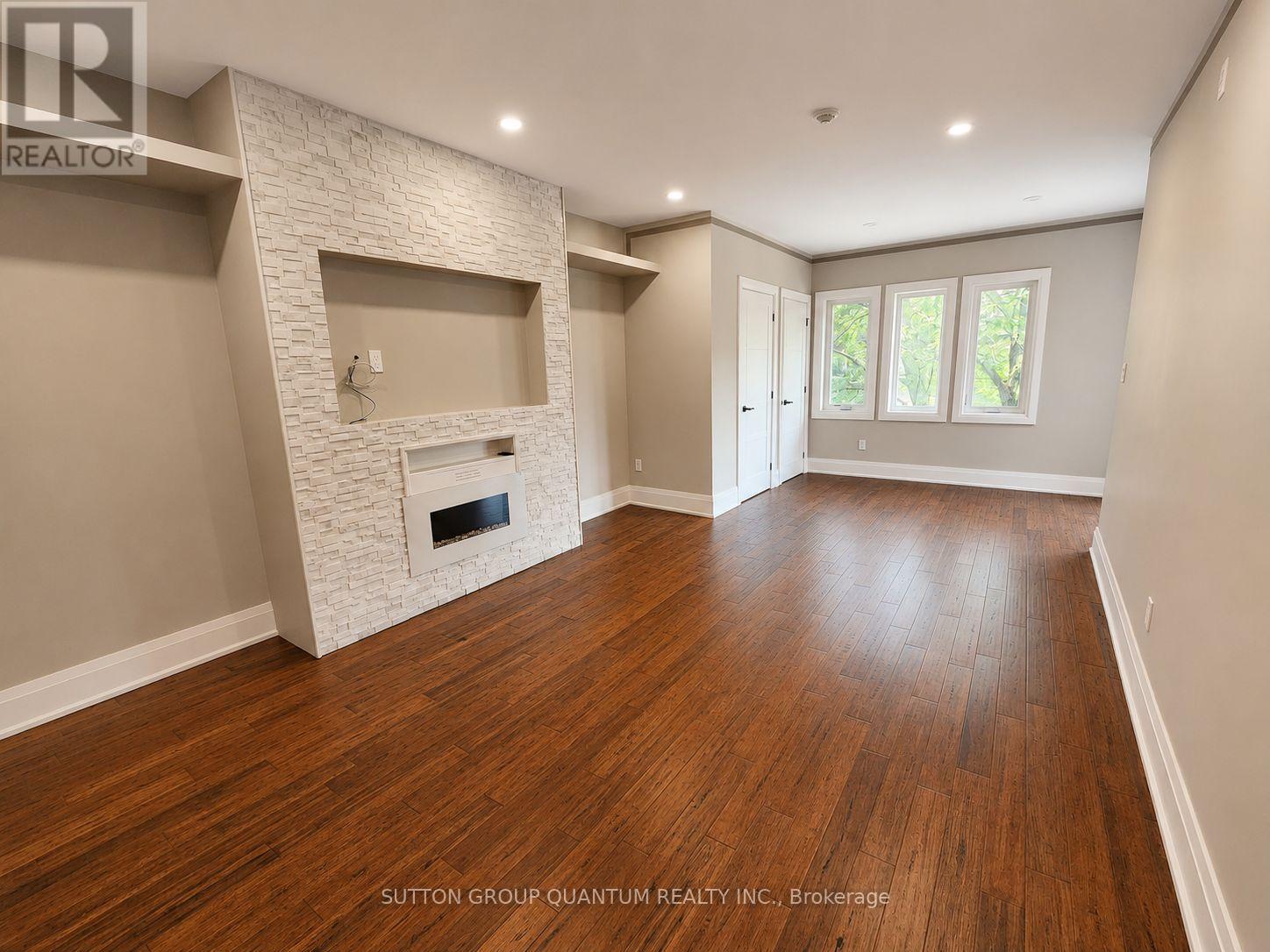 2 - 28 Boustead Avenue, Toronto, Ontario M6R 1Y9 - Photo 4 - W13674756